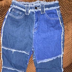 Straight leg jeans fringe look around edges. New with no tags
